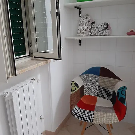 Raffaella Nel Piccolo Borgo Villa *